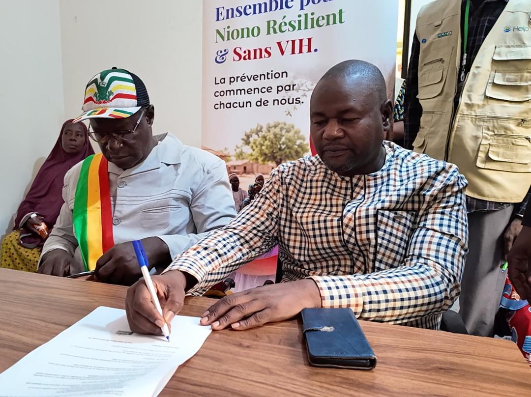 Signature de la convention de partenariat entre HELP FAST, le service local de la promotion féminine et le développement social